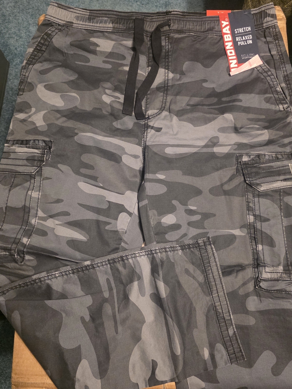 UNIONBAY Men’s Gray Camo Cargo Pants – Stretch Relaxed Pull-On